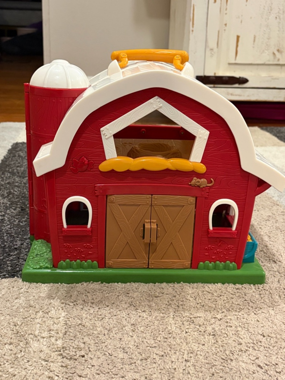 Kaplan Early Learning Toddler's First Big Red Barn and Farm Animals